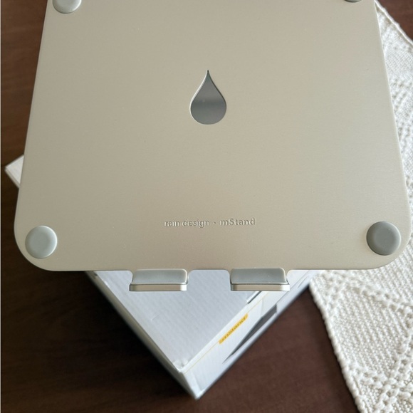 NWT RAIN Design mStand Laptop Stand Silver - Picture 2 of 10